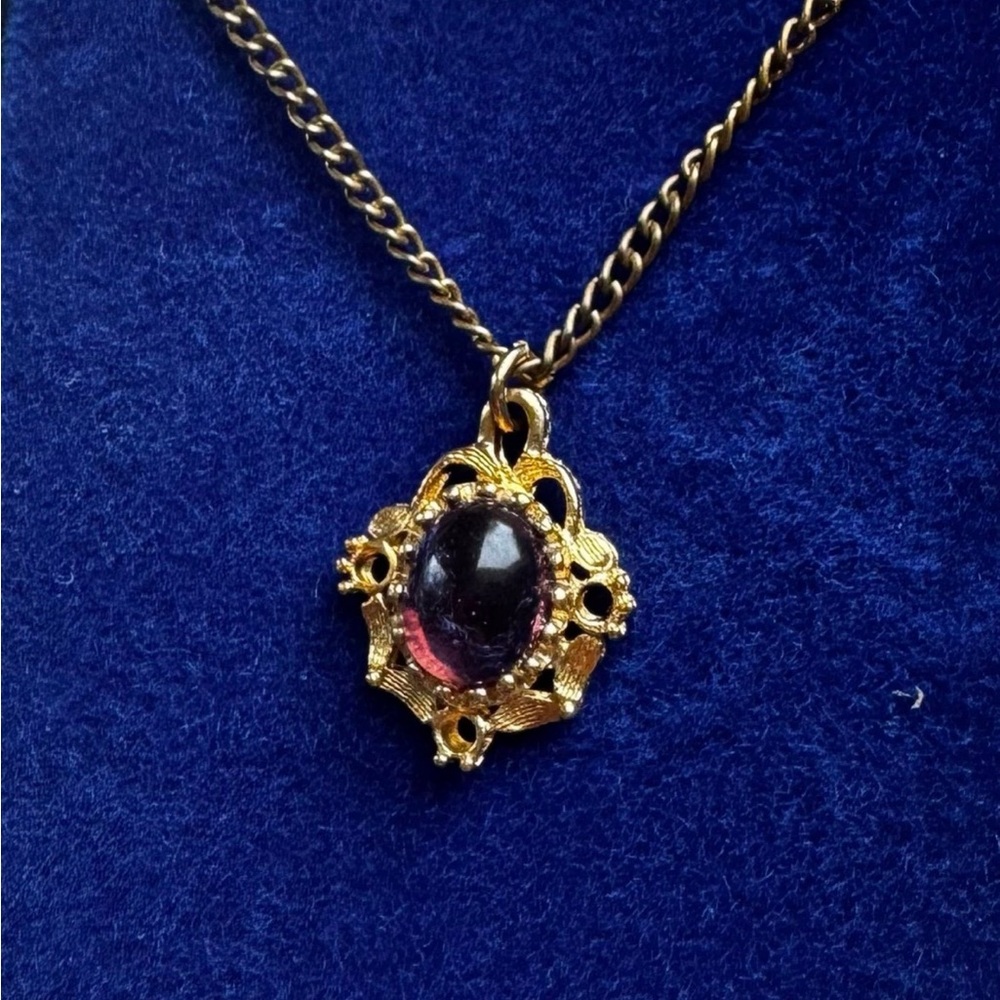 Vintage Ronte of Hollywood Florentine Pendant Simulated Amethyst Necklace OG Box